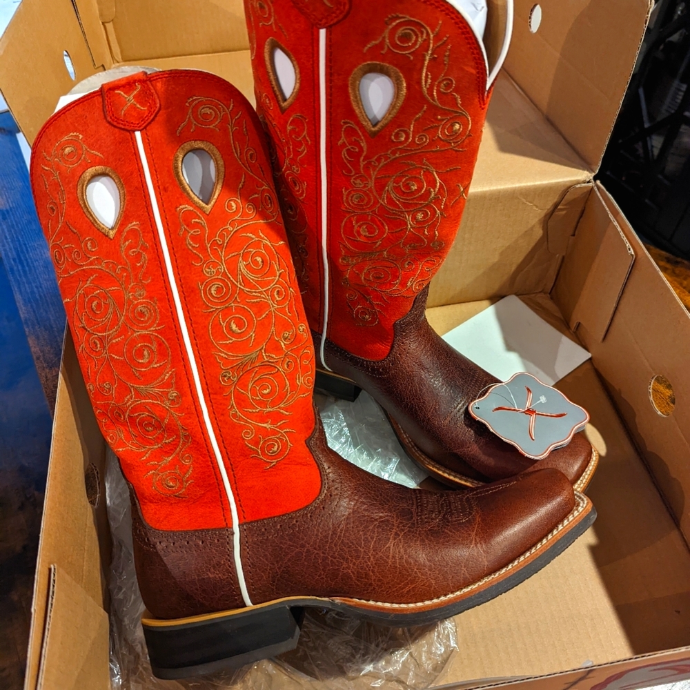 TWISTED X TALL WESTERN BOOTS NIB